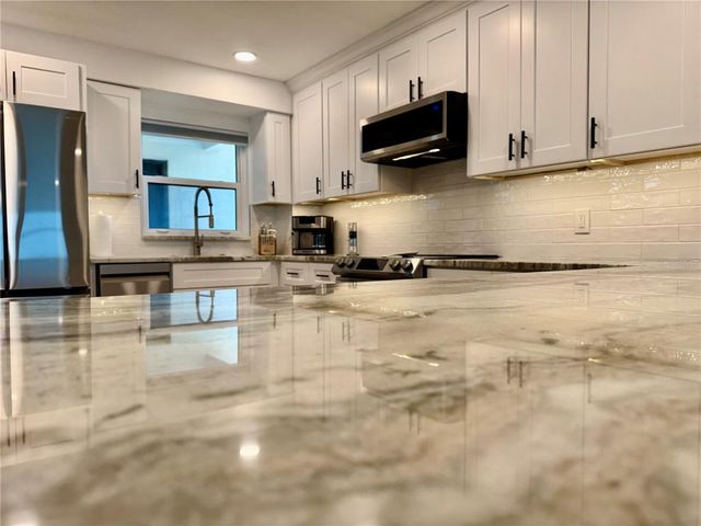 1270 GULF BOULEVARD 904, Clearwater Beach, FL 33767