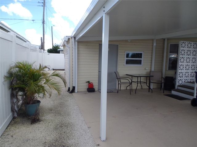 5127 8TH STREET W, Bradenton, FL 34207