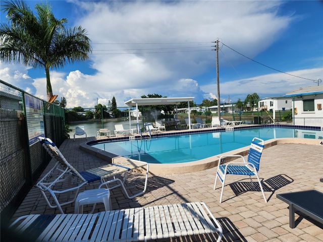 5127 8TH STREET W, Bradenton, FL 34207