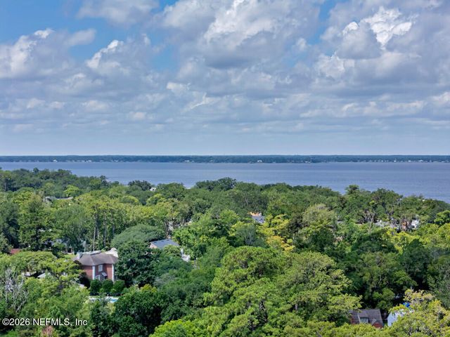 1503 LORIMIER Road, Jacksonville, FL 32207