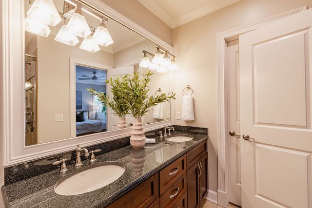 3210 W End Cir Apt 103, Nashville, TN 37203