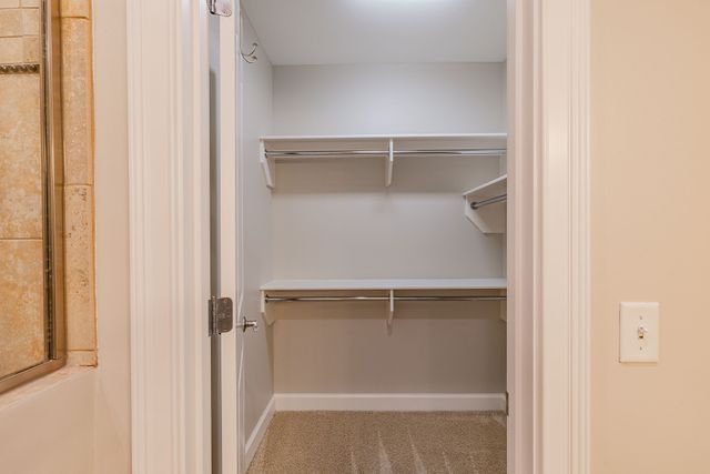 3210 W End Cir Apt 103, Nashville, TN 37203