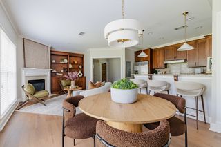 3210 W End Cir Apt 103, Nashville, TN 37203