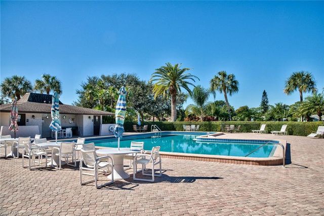 3655 Boca Ciega DR 111, Naples, FL 34112
