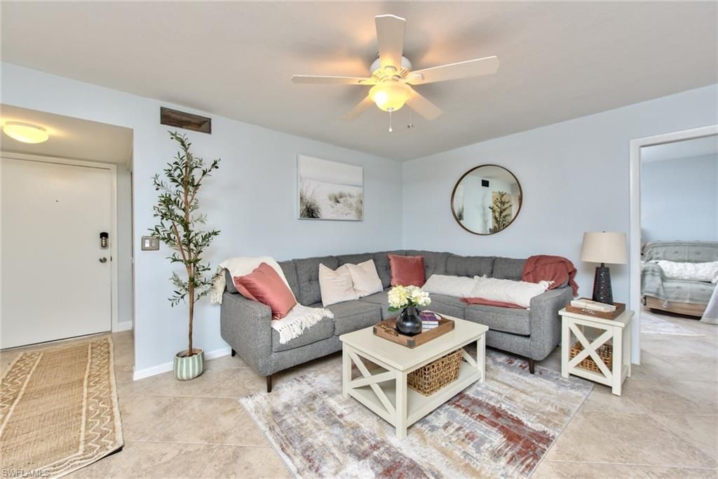 3655 Boca Ciega DR 111, Naples, FL 34112