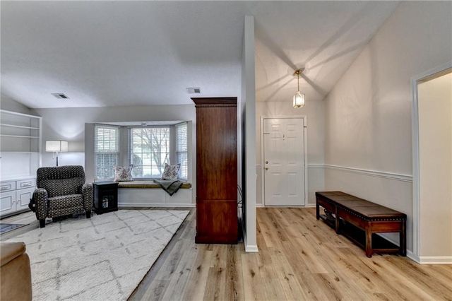 11120 Abbotts Station Drive, Johns Creek, GA 30097