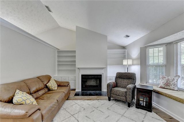 11120 Abbotts Station Drive, Johns Creek, GA 30097