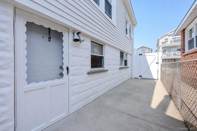 70 Tennessee Avenue, Long Beach, NY 11561