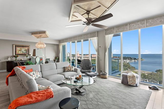 176 4TH AVENUE NE 1002, St Petersburg, FL 33701