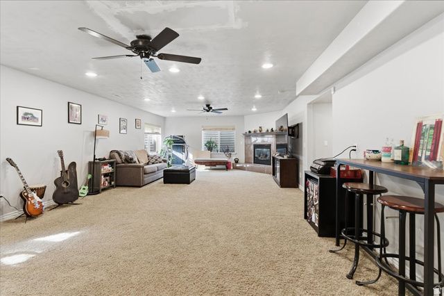 71 W STAUFFER LN, Murray, UT 84107