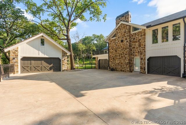 4949 E 114th Place, Tulsa, OK 74137