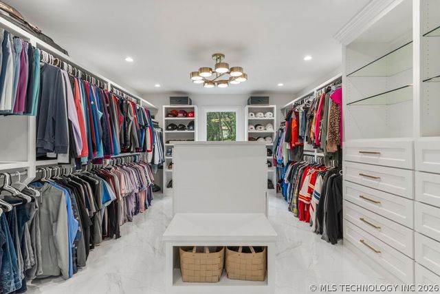 4949 E 114th Place, Tulsa, OK 74137