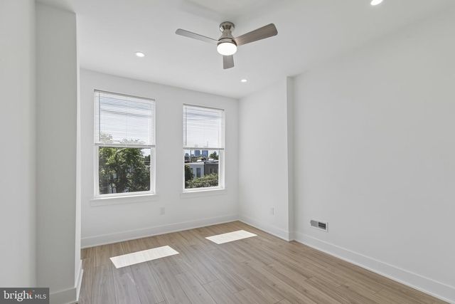 2834 W GLENWOOD, Philadelphia, PA 19121