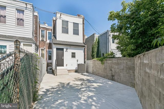 2834 W GLENWOOD, Philadelphia, PA 19121