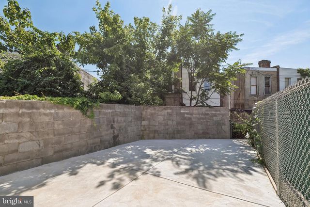 2834 W GLENWOOD, Philadelphia, PA 19121