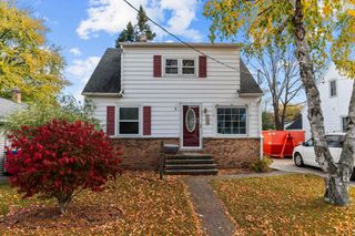 1200 S KERNAN AVENUE, Appleton, WI 54915