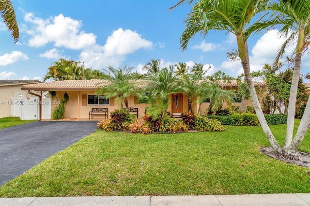 11 Forest Hills Ln, Boca Raton, FL 33431