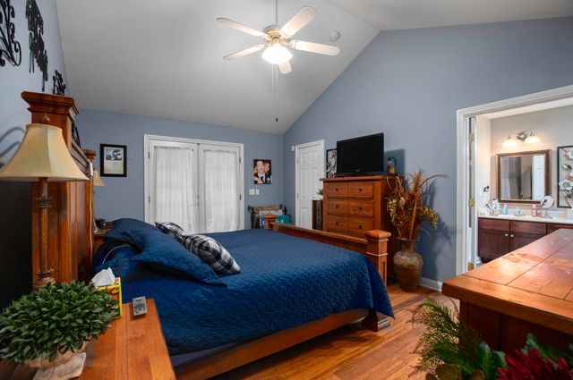 453 Gleneagles Way, Versailles, KY 40383
