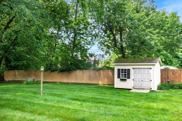 453 Gleneagles Way, Versailles, KY 40383