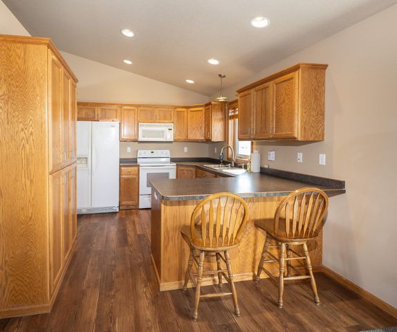 1101 4th Avenue NE, Dilworth, MN 56529