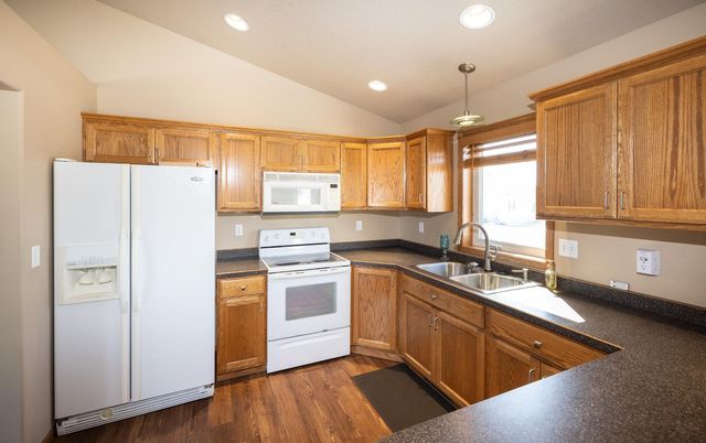 1101 4th Avenue NE, Dilworth, MN 56529