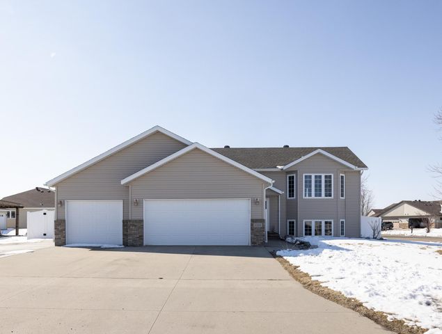 1101 4th Avenue NE, Dilworth, MN 56529