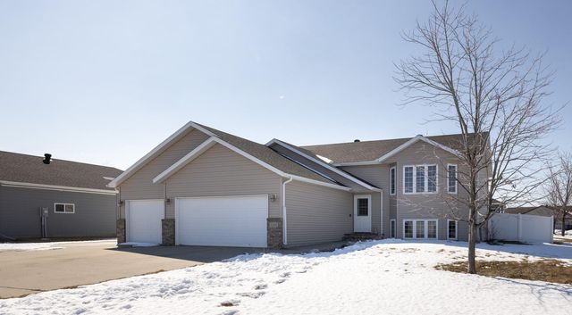 1101 4th Avenue NE, Dilworth, MN 56529
