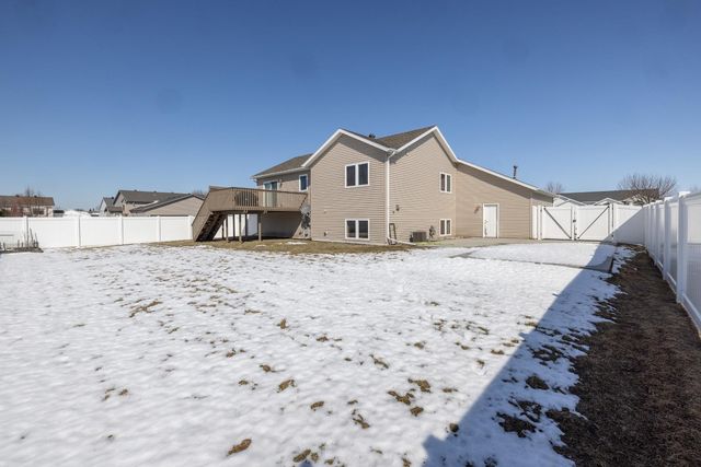1101 4th Avenue NE, Dilworth, MN 56529