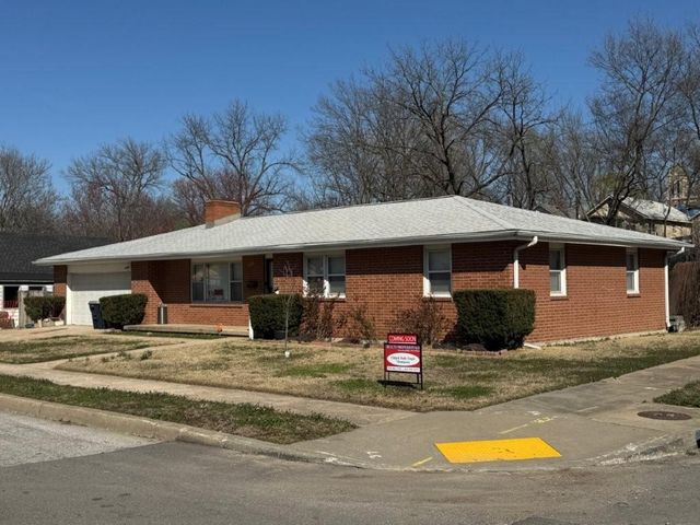 1125 Fremont Avenue, Kansas City, MO 64126