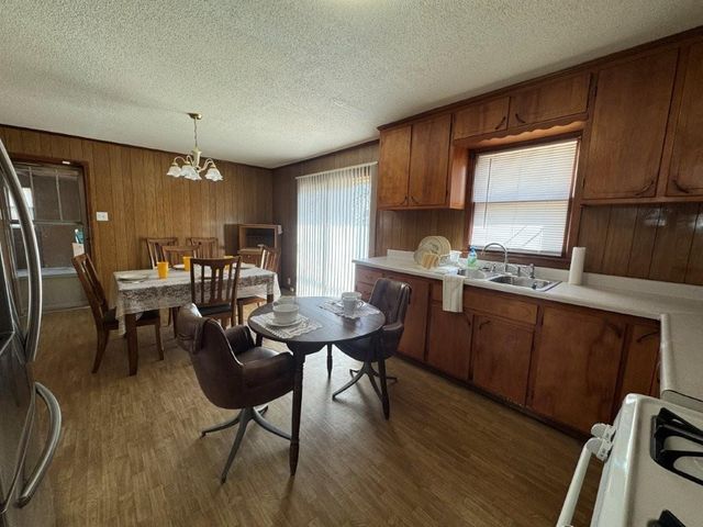 1125 Fremont Avenue, Kansas City, MO 64126