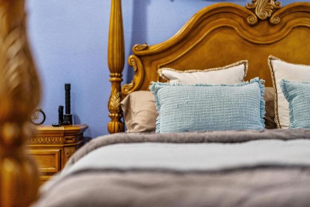 1995 Old Calaveras Road, Milpitas, CA 95035