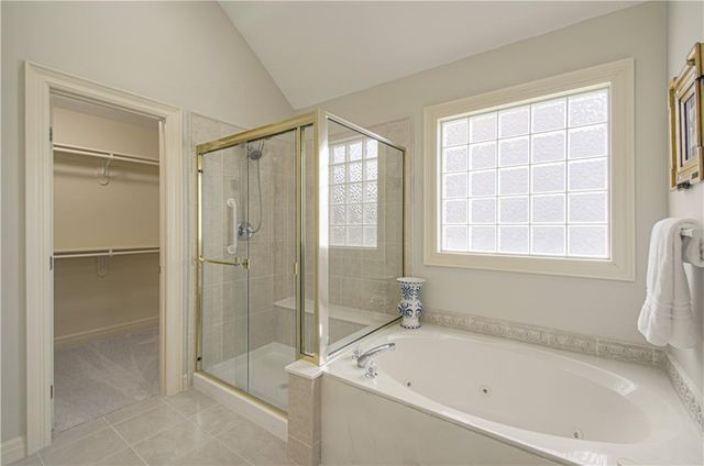 812 W 132nd Terrace, Kansas City, MO 64145