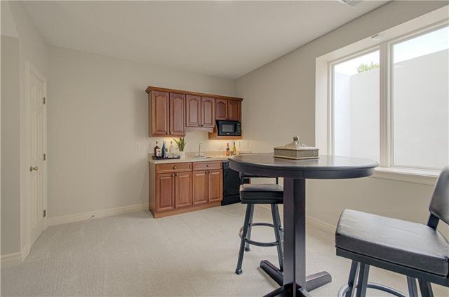 812 W 132nd Terrace, Kansas City, MO 64145