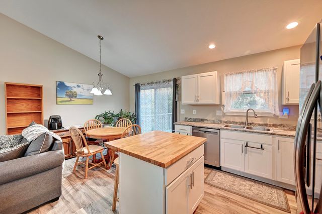 130 Ashley Drive, Dry Ridge, KY 41035