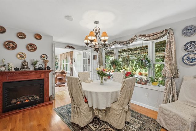 301 Winch St, Framingham, MA 01701