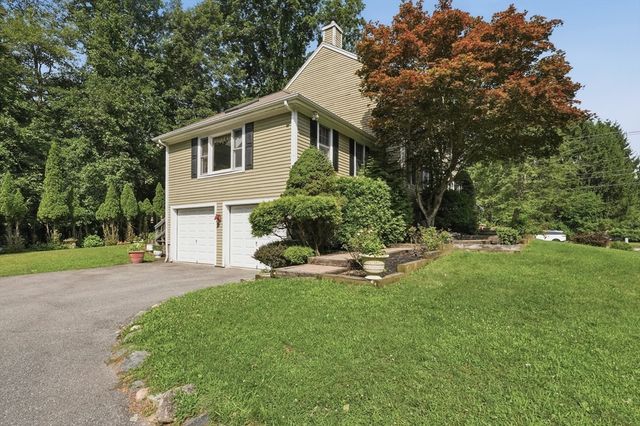 301 Winch St, Framingham, MA 01701