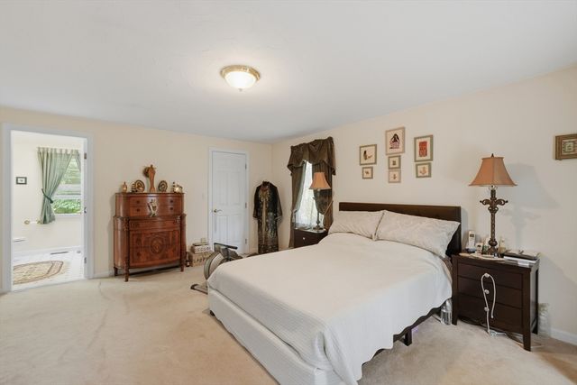301 Winch St, Framingham, MA 01701