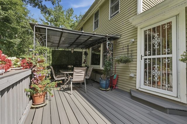 301 Winch St, Framingham, MA 01701