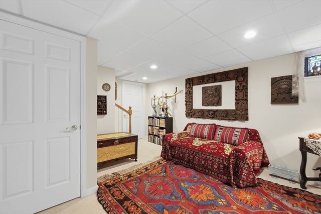 301 Winch St, Framingham, MA 01701