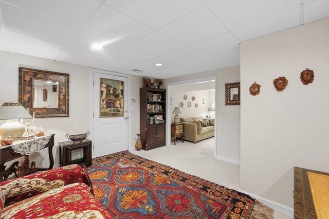 301 Winch St, Framingham, MA 01701