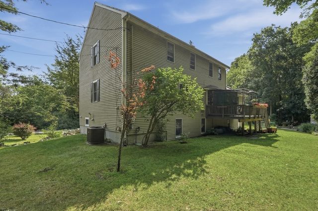 301 Winch St, Framingham, MA 01701