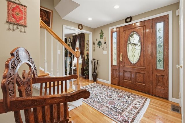 301 Winch St, Framingham, MA 01701