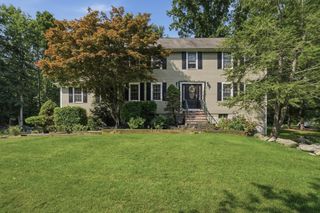 301 Winch St, Framingham, MA 01701