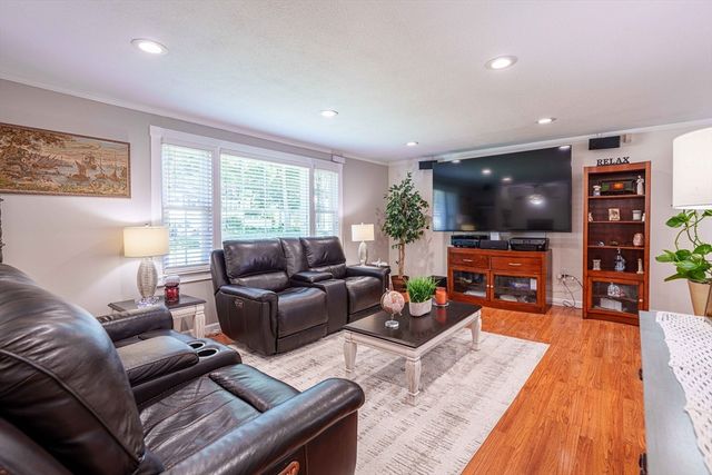 49 Purdue, Milford, MA 01757