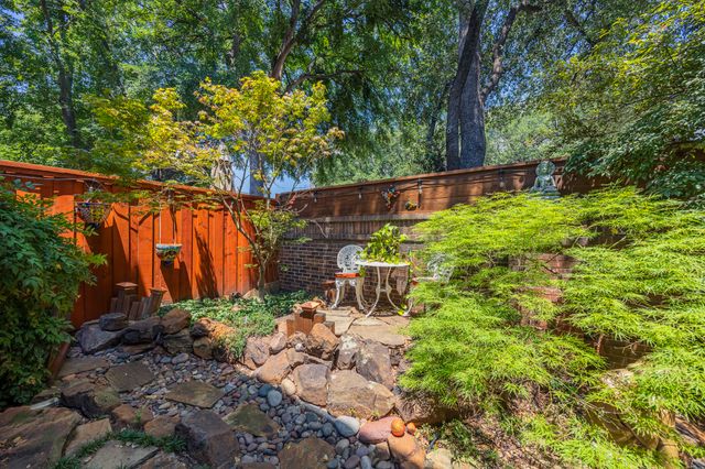 14572 Berklee Drive, Addison, TX 75001