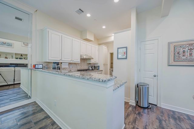 14572 Berklee Drive, Addison, TX 75001