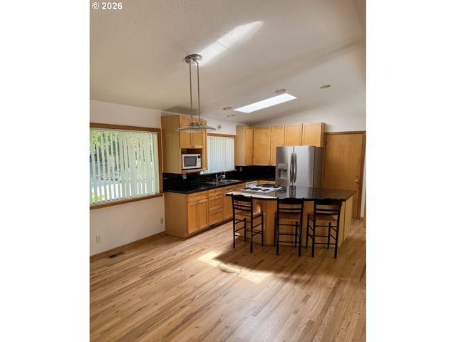 5535 Sw 53RD Ave, Portland, OR 97221