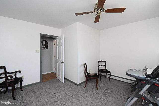 528 BERKLEY AVE, Jenkintown, PA 19046