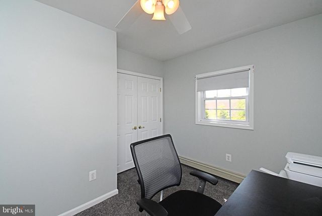 528 BERKLEY AVE, Jenkintown, PA 19046