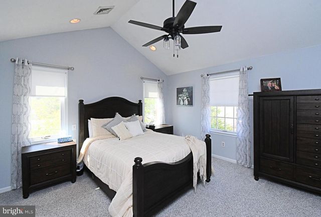 528 BERKLEY AVE, Jenkintown, PA 19046